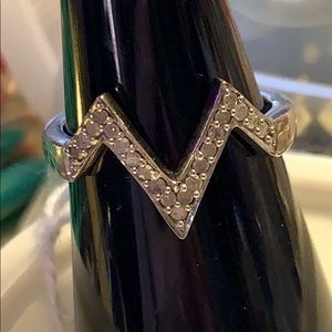 Zig Zag Diamond .925 Ring